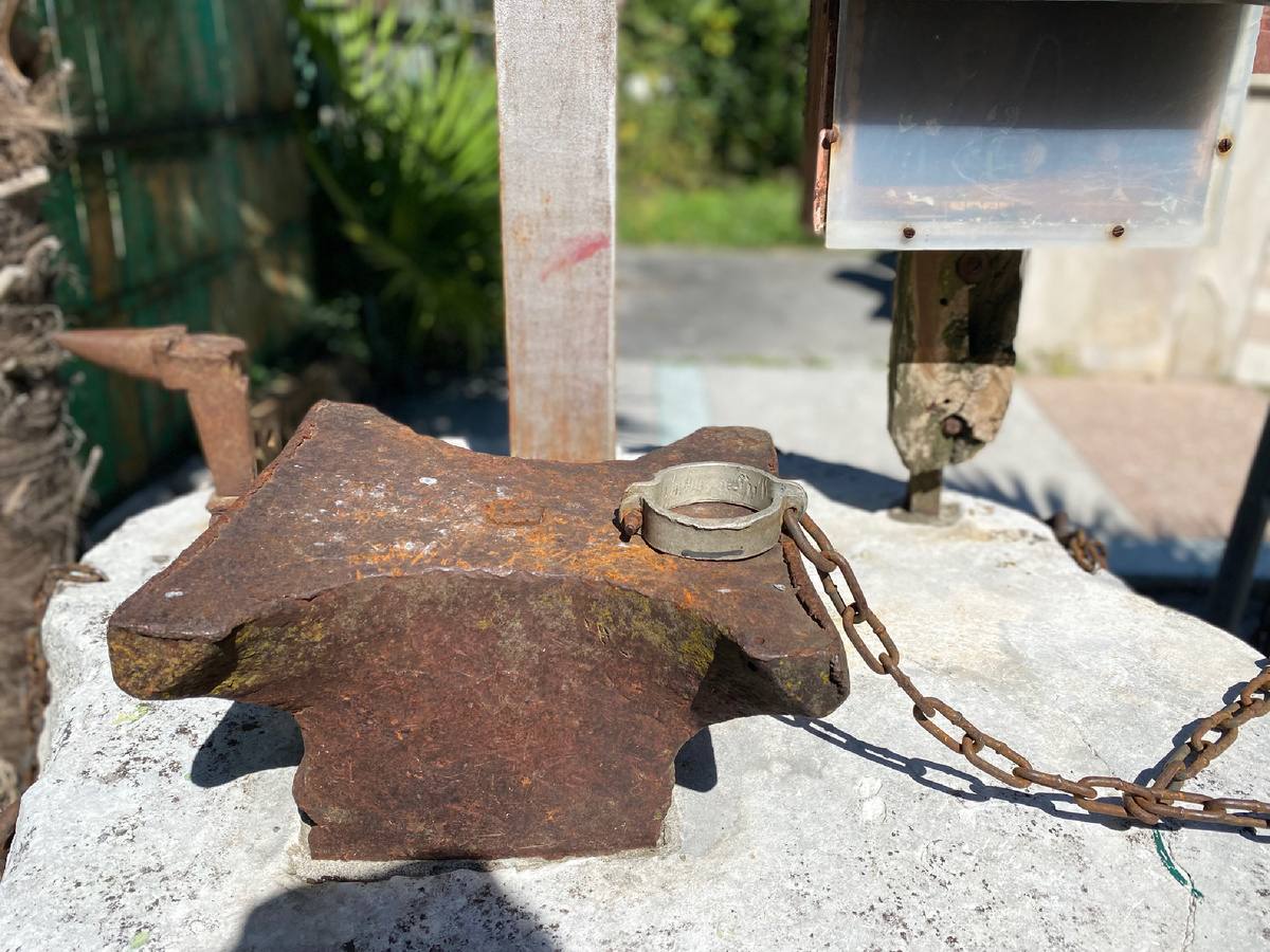 Отличное средство от храпа, если мужчина не против ночевки во дворе. Шучу! 