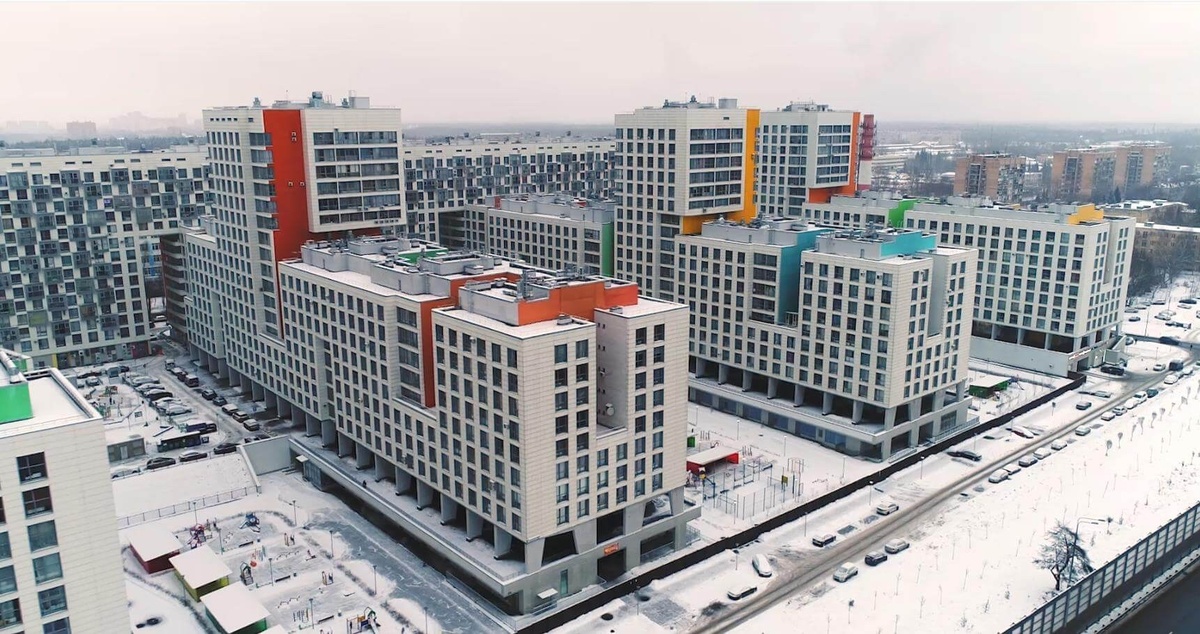 ЖК "Акварели" - один из первых проектов застройщика Текта Групп (сдан в 2014 годы) с концепцией "Надмосковье"