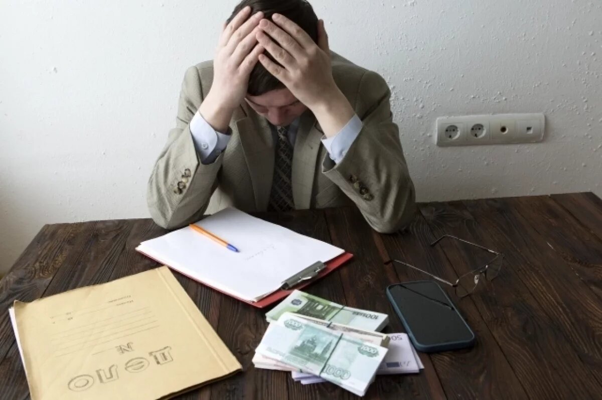    Политтехнолог Кузнецов назвал работу кузбасских чиновников токсичной