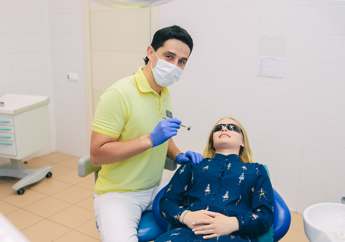 Фотография взята с сайта стоматологии Дмитрович Фэмили https://www.dmitrovich.ru/