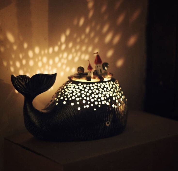 Такой светильник в виде кита сделать можно за пару вечеров!