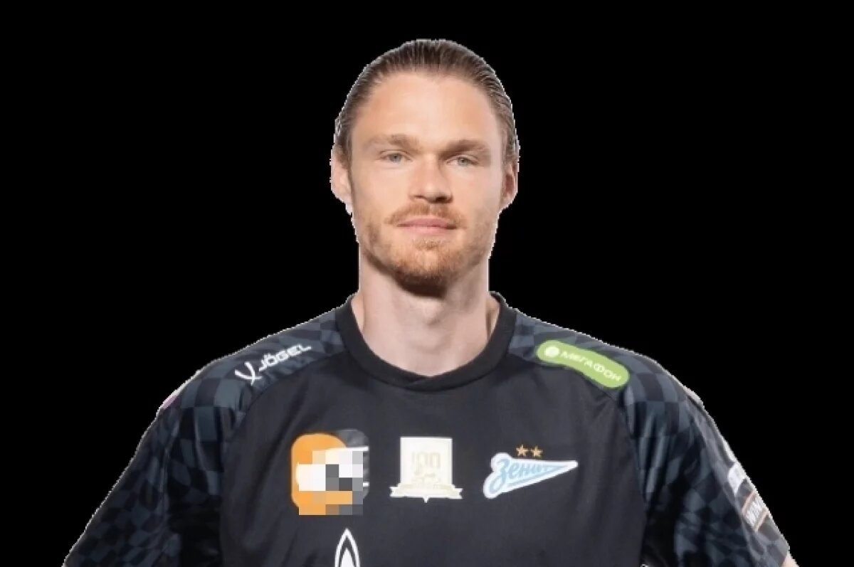    Денис Адамов.