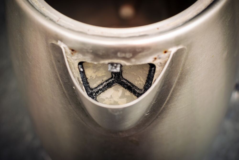 Известь в чайнике