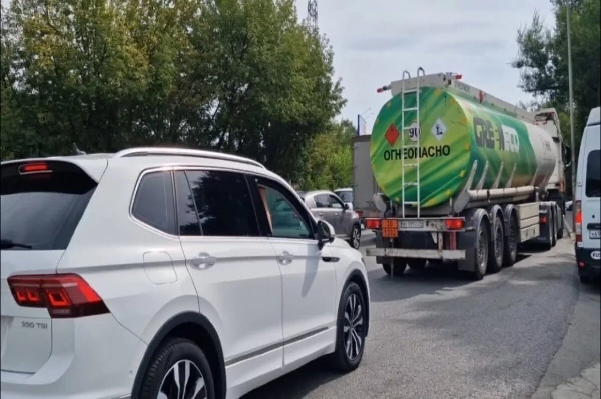    В Крыму можно залить топливо на 71 автозаправочной станции