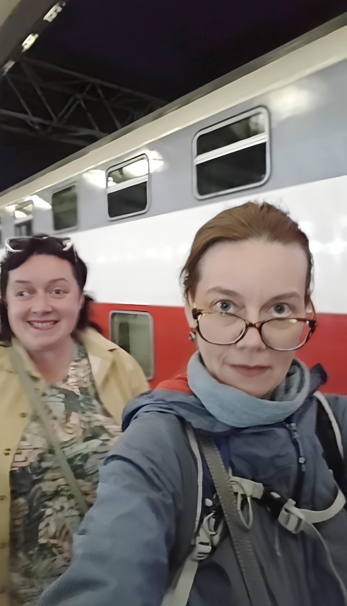 Мы с сестрой перед поездкой 