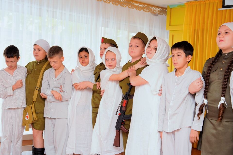    Театральные кружки и хоровое пение продолжат развивать в барнаульских школах. Источник: Барнаульская гордума