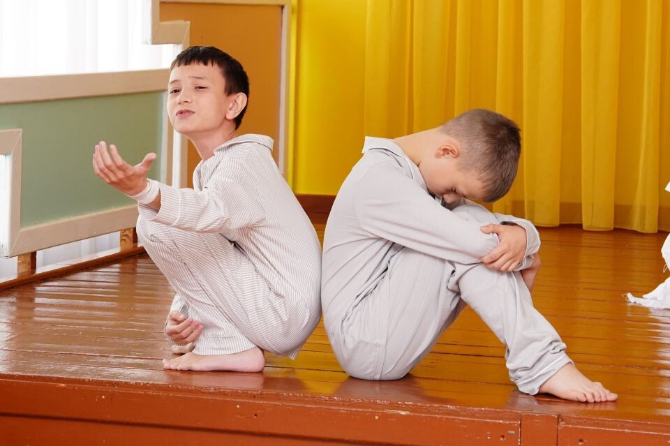    Театральные кружки и хоровое пение продолжат развивать в барнаульских школах. Источник: Барнаульская гордума