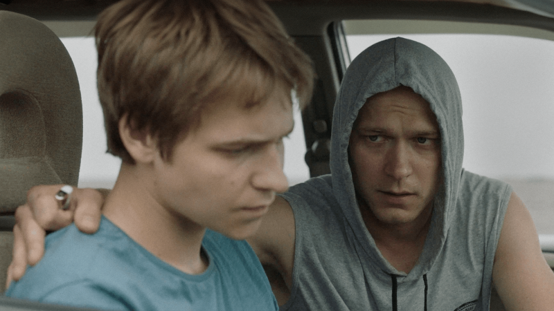 Каждая сцена после ключевого поворота сюжета — это мастер-класс сдержанной, но всесокрушающей ярости.