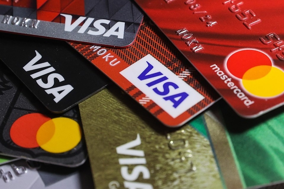    Ограничение работы Visa и Mastercard связано с обеспечением защиты россиян от аферистов GLOBAL LOOK PRESS
