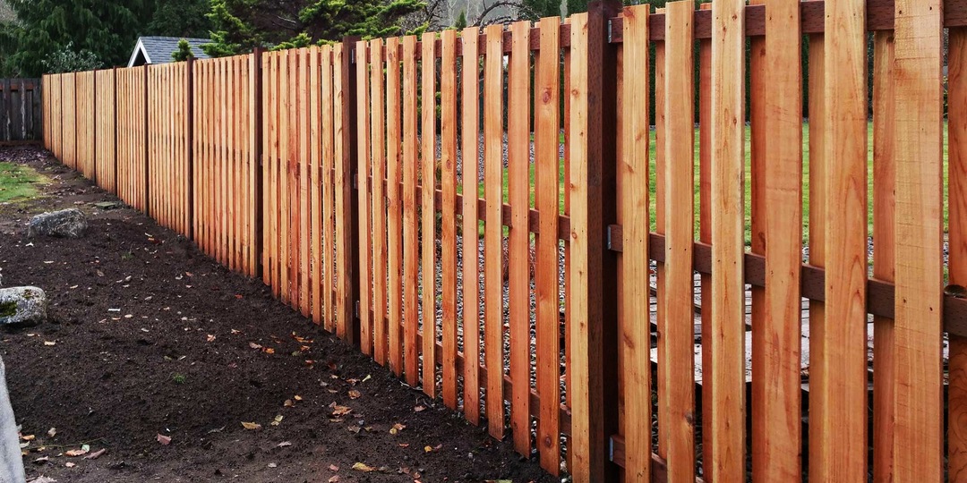 Штраф за забор: как не потерять землю и избежать конфликтов с соседями