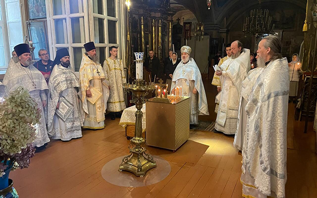 В Тверской области почтили память митрополита, геройски сражавшегося на войне