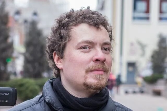 Урбанист Артемий Зайцев предлагает организовать велодорожки в Ростове по примеру Москвы: за счет проезжей части, парковок, тротуара или газона // Фото из личного архива собеседника