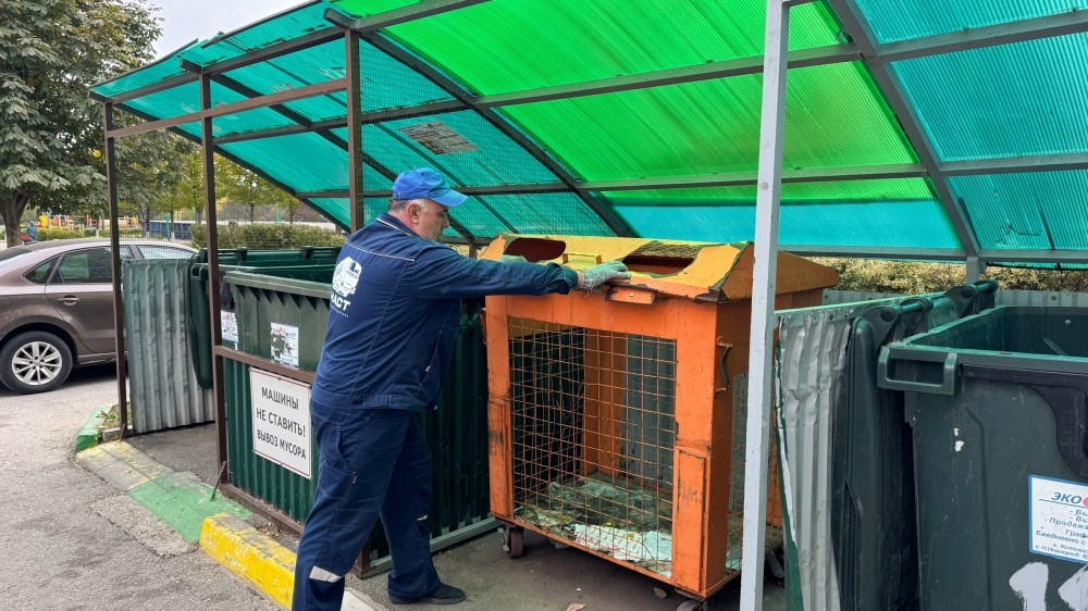    Комиссия убедилась в отдельном вывозе контейнеров вторсырья в Нижнем Новгороде