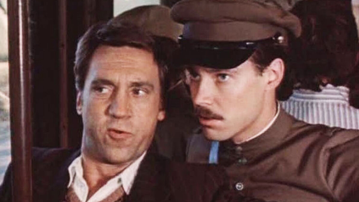 В посте даны кадры из кино СССР Станислава Говорухина «Место встречи изменить нельзя»