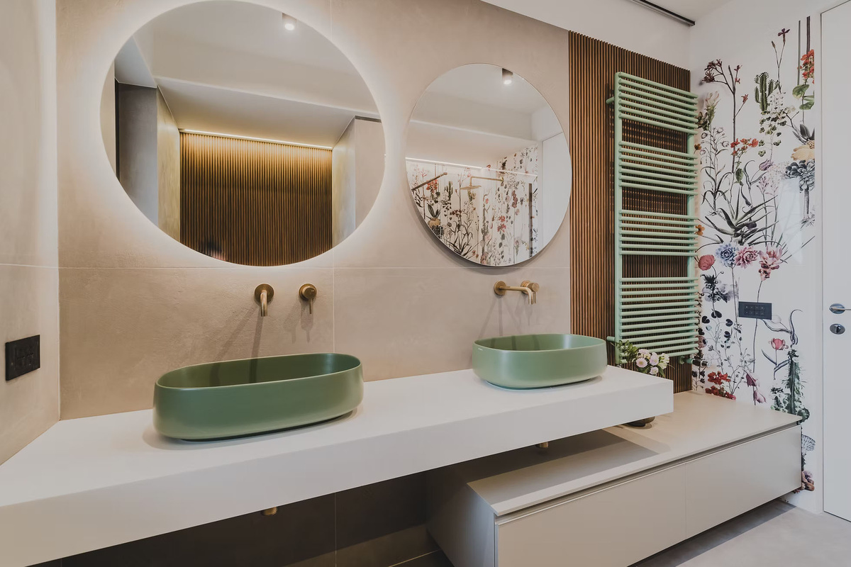 Пример интерьера ванной комнаты с керамогранитом Franz из коллекции Paper41 Lux 