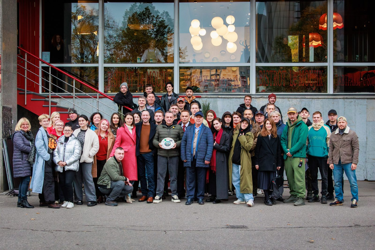 Кадр со съемочной площадки сериала "Васька" (2025)