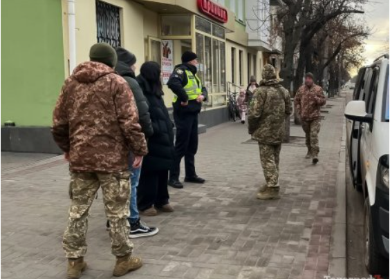    Война с собственным народом. В Полтавской области будут судить восьмерых граждан, распространявших данные о работе ТЦК