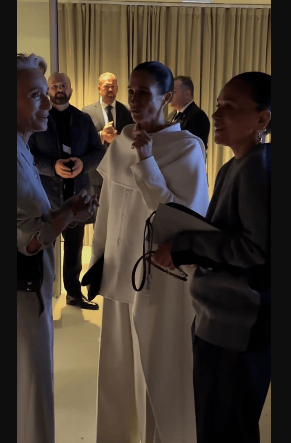 Кадр из видео