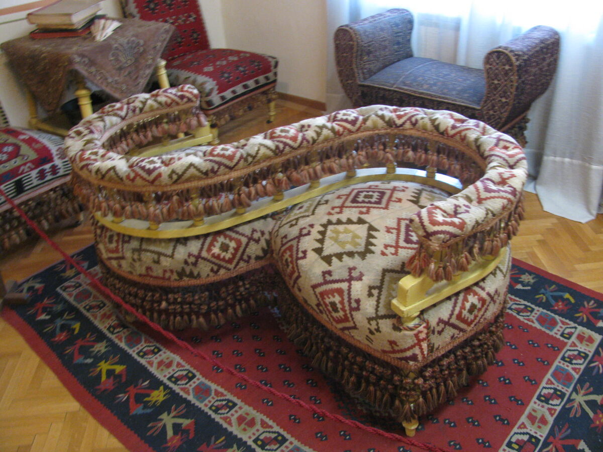 Салон-гостиная в музее Йована Цвиичу (1905 г), г. Белград. Фото автора.