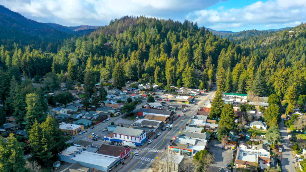 город Боулдер-Крик (Boulder Creek)