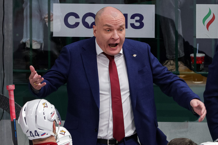 Главный тренер "Металлурга" Андрей Разин