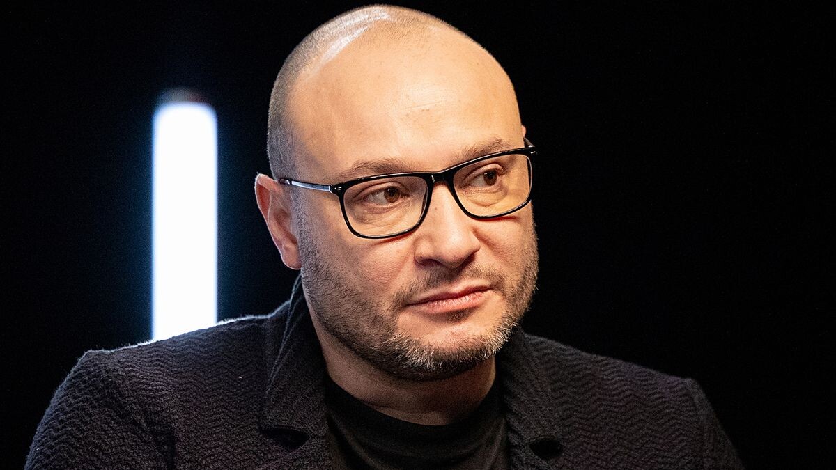    youtube.com/КомментШоу