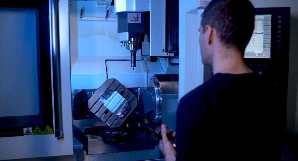    компания «НОВЫЕ ТЕХНОЛОГИИ И МАТЕРИАЛЫ»