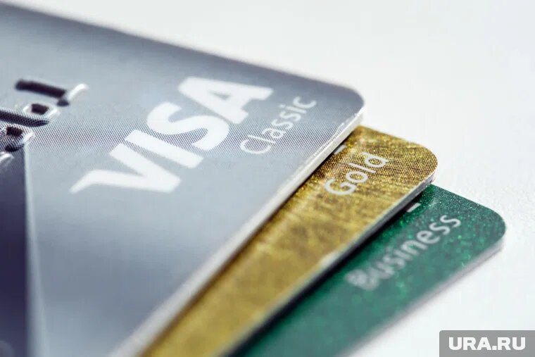  Visa и Mastercard пока продолжат работать в штатном режиме Фото: Александр Кулаковский © URA.RU