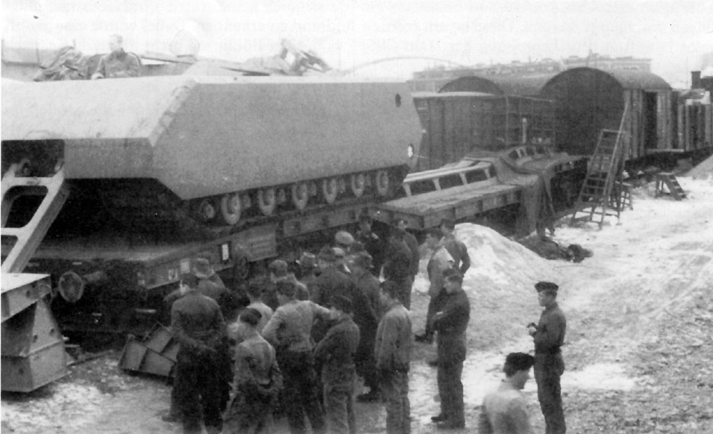 Эшелон с шасси Typ 205/II прибыл в Бёблинген 10 марта 1944 года.