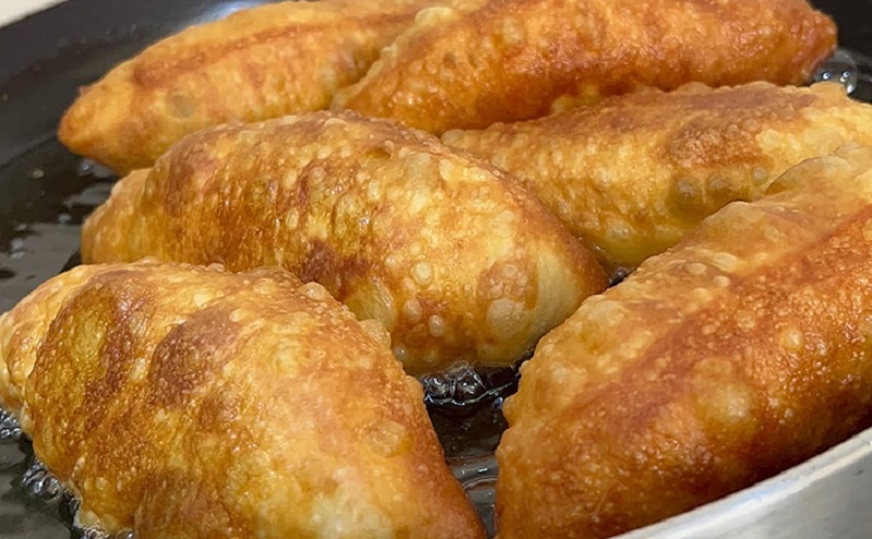 Пирожки с тонким тестом и сочной начинкой: секреты идеального вкуса