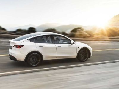   «Бюджетные» версии Tesla Model 3 и Model Y оказались дороже, чем ожидалось