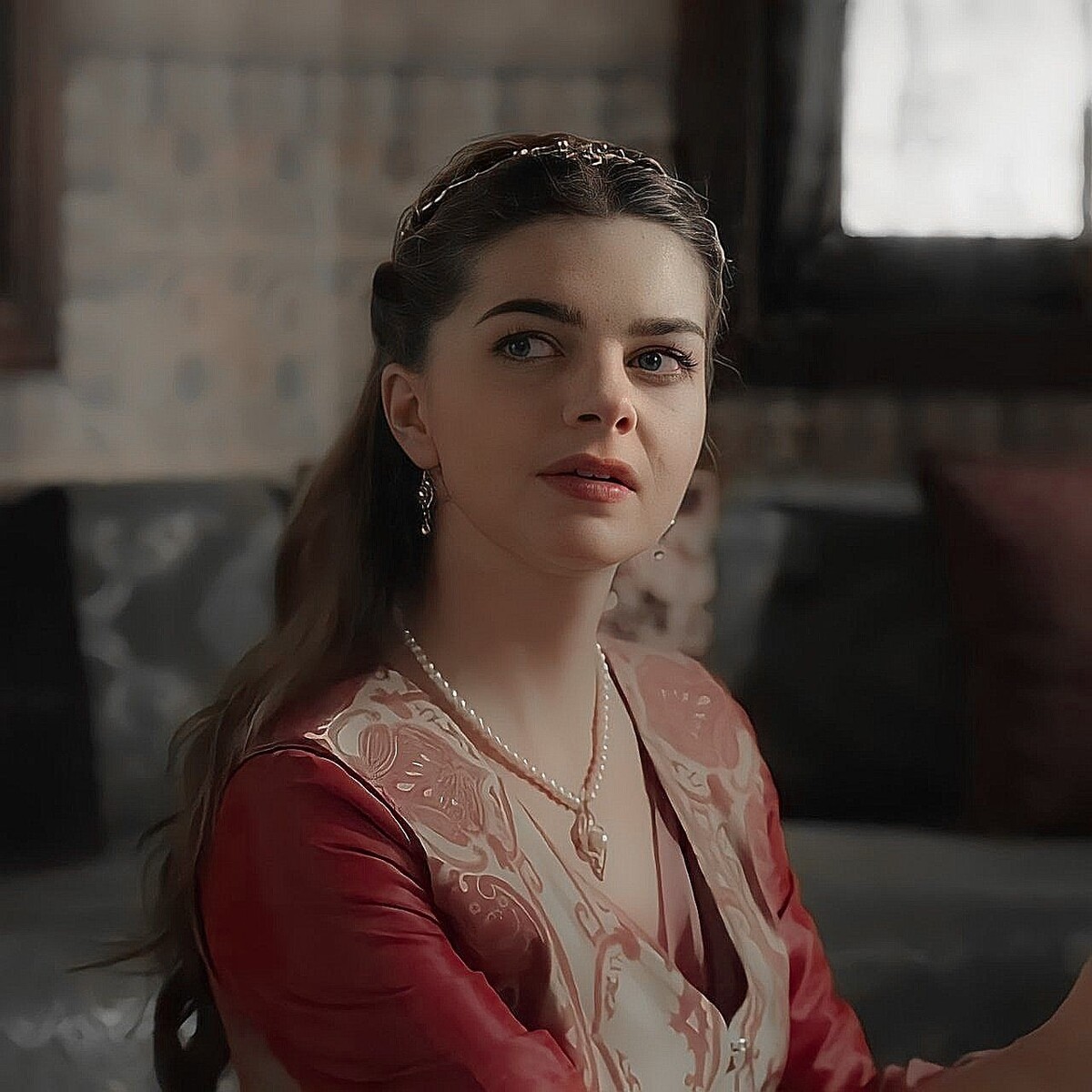 Лилит разговаривает с Хранительницей и братом 