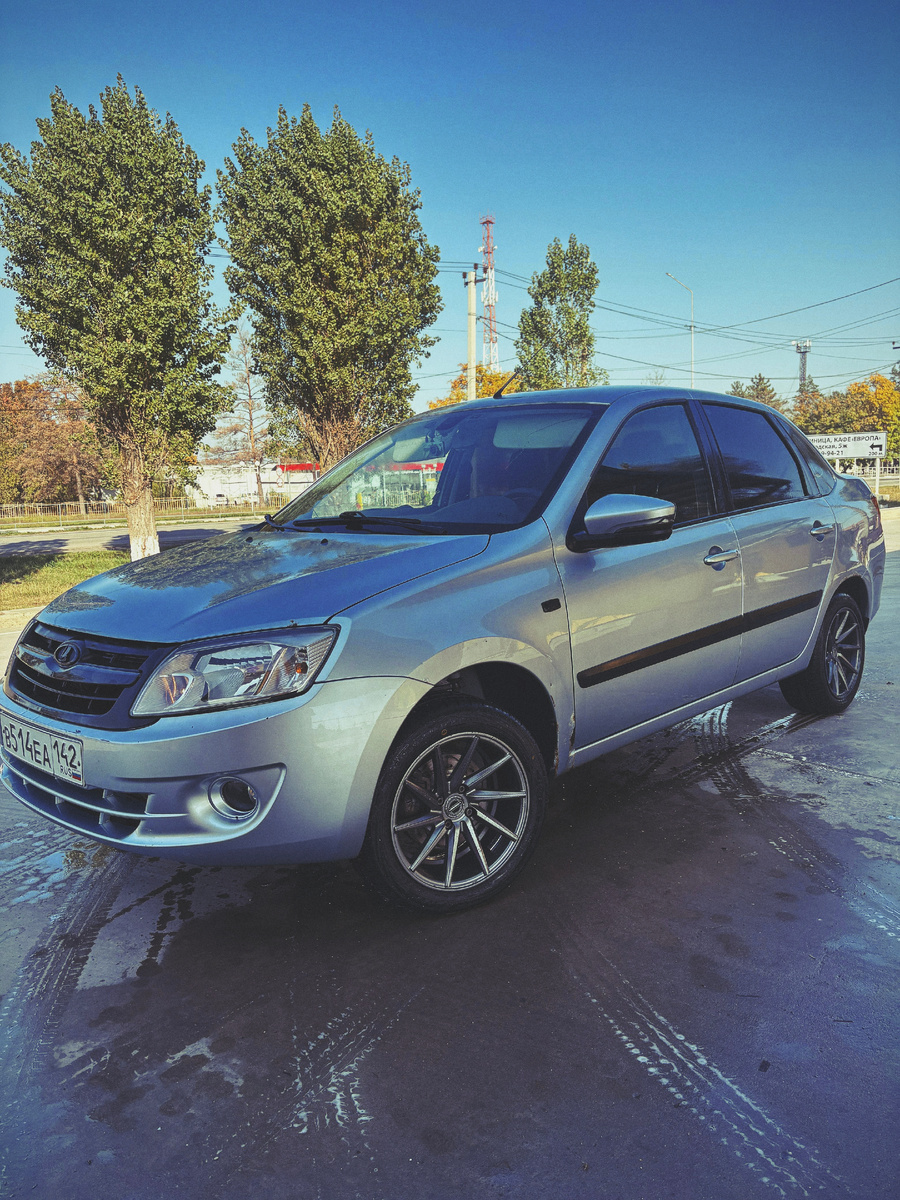 Машина но тех самых новеньких Vossen)))