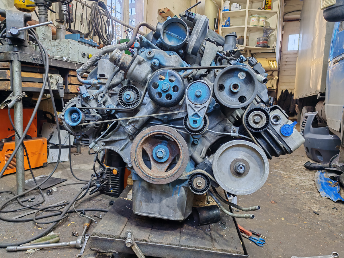 Приводной ремень с компрессором