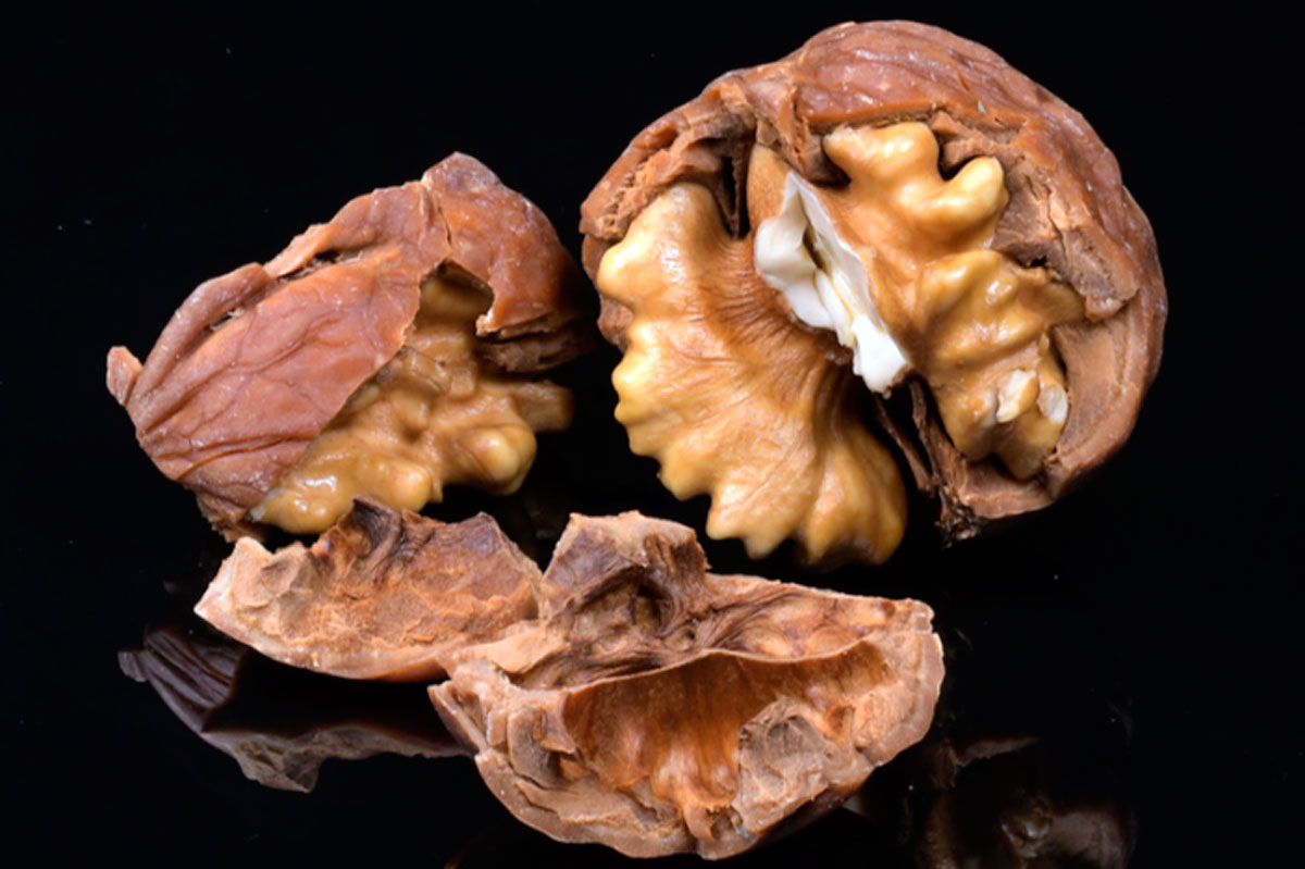 Мы можем объяснить, как функционирует мозг («лёгкие проблемы»), но не понимаем, почему это сопровождается опытом («трудная проблема»)