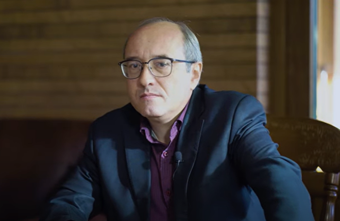    Павел Сюткин.Соцсети