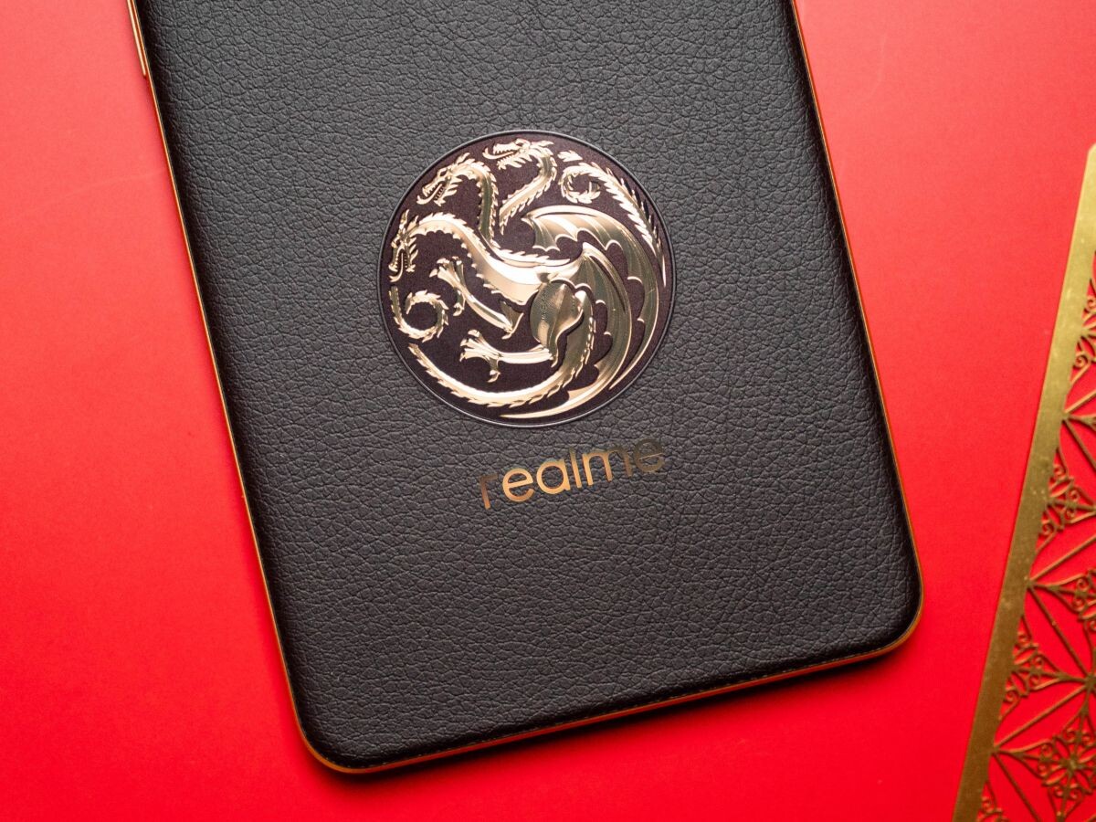    «Драконий» realme 15 Pro Game of Thrones Edition показали во всей красе [ФОТО]