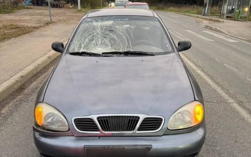    26-летнюю девушку сбили на «зебре» по ул. Выставочной в Ижевске