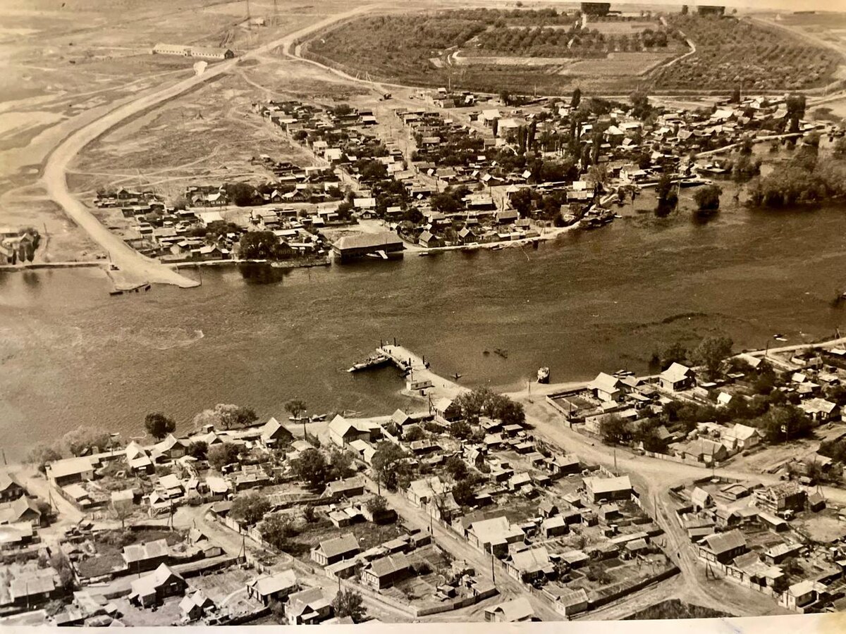 Село Тишково. Из коллекции Корниенко Е. 