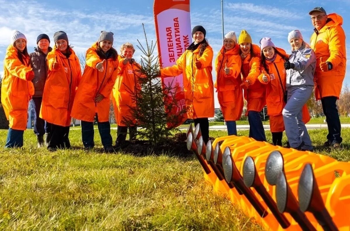    В Первоуральске и окрестностях эковолонтёры высадили деревья