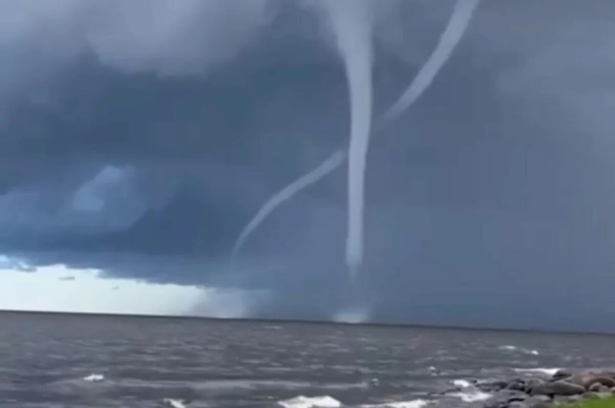    Экстренные службы предупредили о возможных смерчах и селе в Сочи