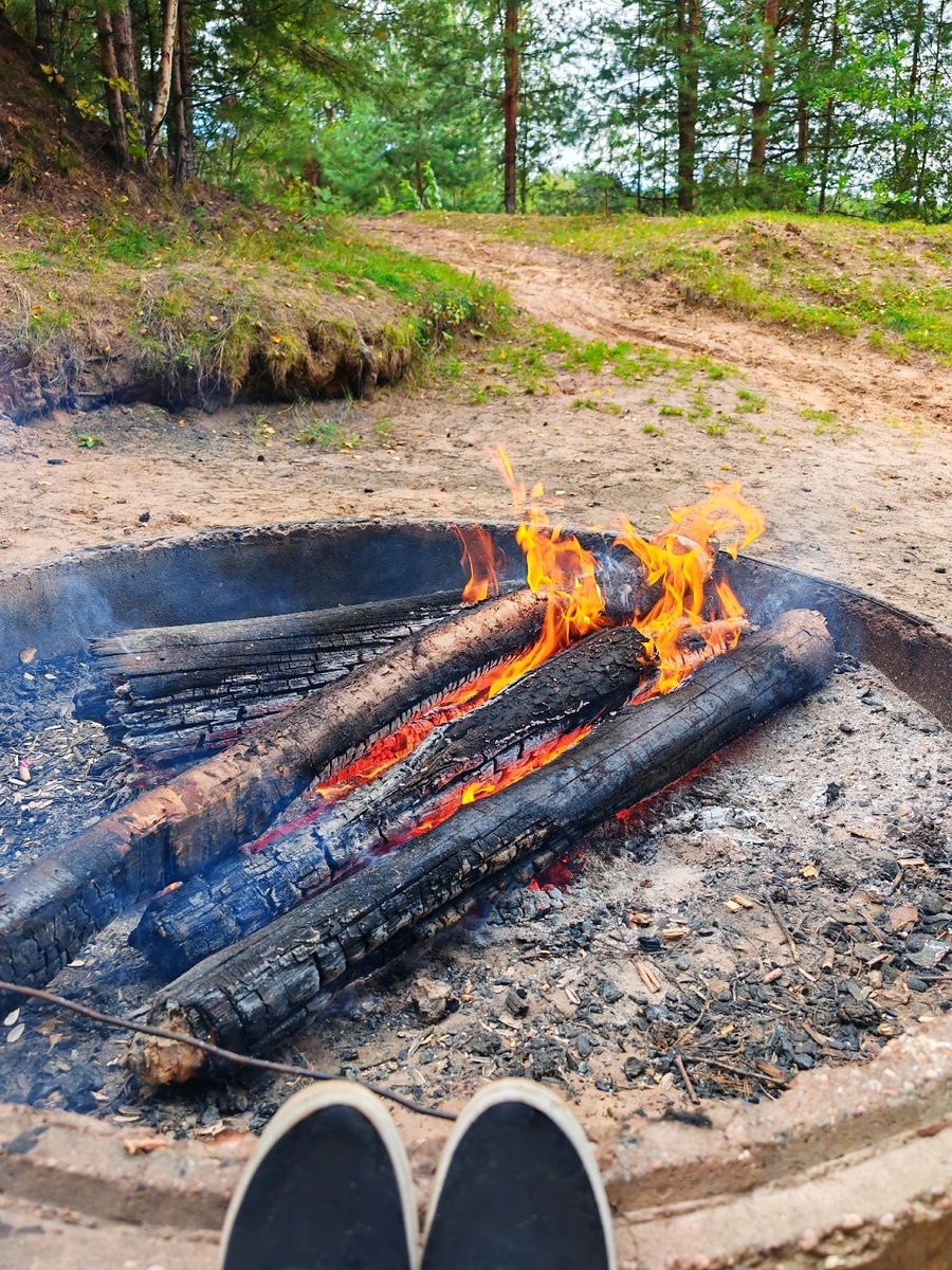 Греемся у костра