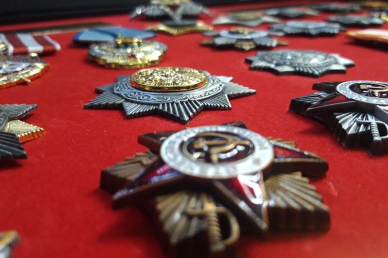    @ Оренбургский музей ИЗО / Коллекция наград