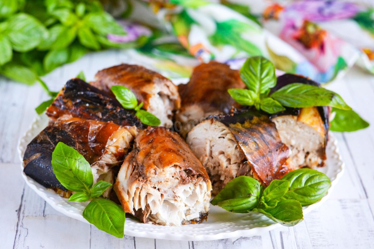 Копченая рыба на сковородке Приготовить очень просто и вкусно дома с жидким дымом