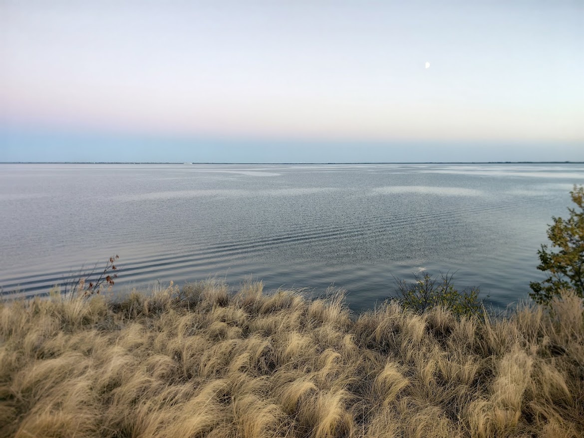 Ширина Волги здесь доходит до 14 км