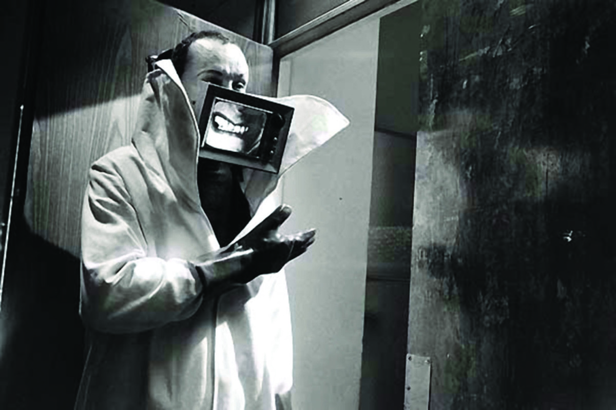 Кадр из фильма «Антенна» (2007)