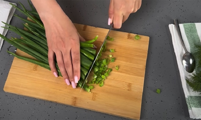 Чебуреки за 5 минут: быстрый рецепт с лавашем для настоящих гурманов