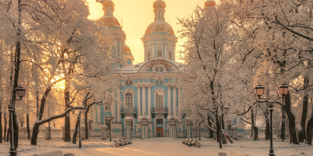 Места, куда стоит поехать на зимние каникулы в России!