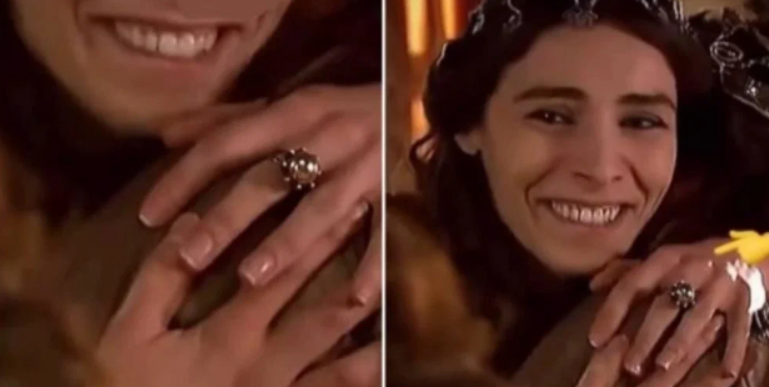 Мустафа, сынок! Смотри какой маникюр!