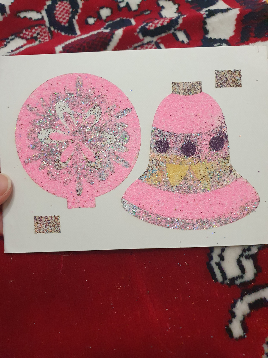 Новогодние игрушки